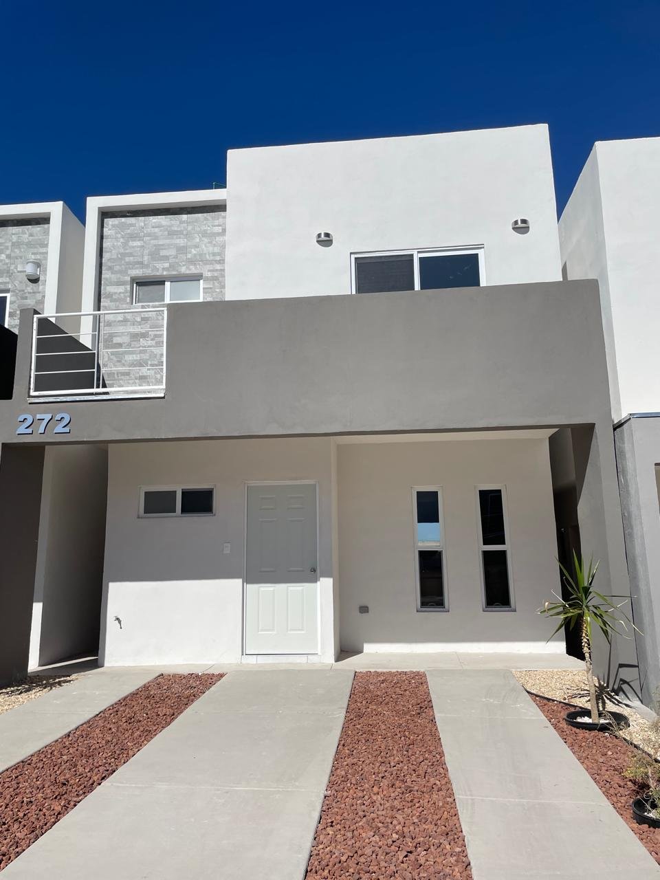 CASAS NUEVAS EN PRIVADO